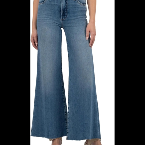 Kut from the Kloth Denim - Kut from the Kloth High-Rise Wide Leg Jeans in Medium Blue Denim